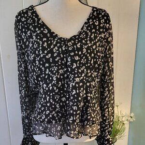Nine West Sheer Sleeve Printed Top Size XXL
